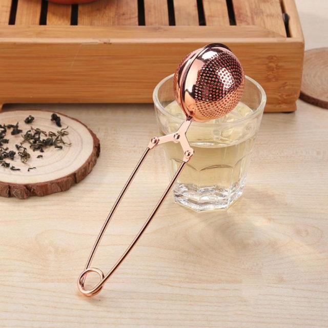 Our  Rose Gold Tea infuser is the perfect gift for any tea lover.   Why use a plain old tea infuser when you can have a pretty rose gold one. Guaranteed to bring big smiles and will be something they will never forget.  Enjoy the benefits of loose leaf tea with this pretty tea infuser.